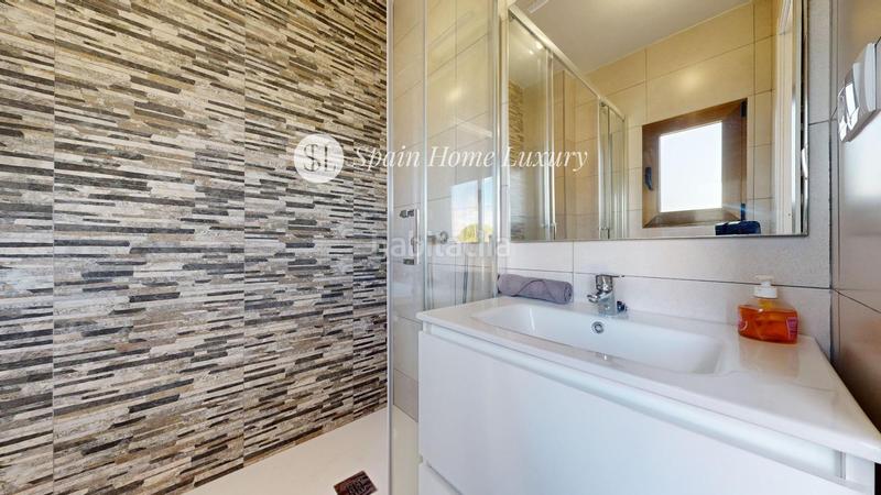 Foto 46737f05-5b55-4cad-a534-85a654440186. Xalet amb piscina a Godelleta