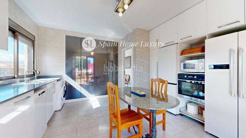 Foto 876a56f1-5d08-4330-bab0-c7cb35db77fb. Xalet amb piscina a Godelleta