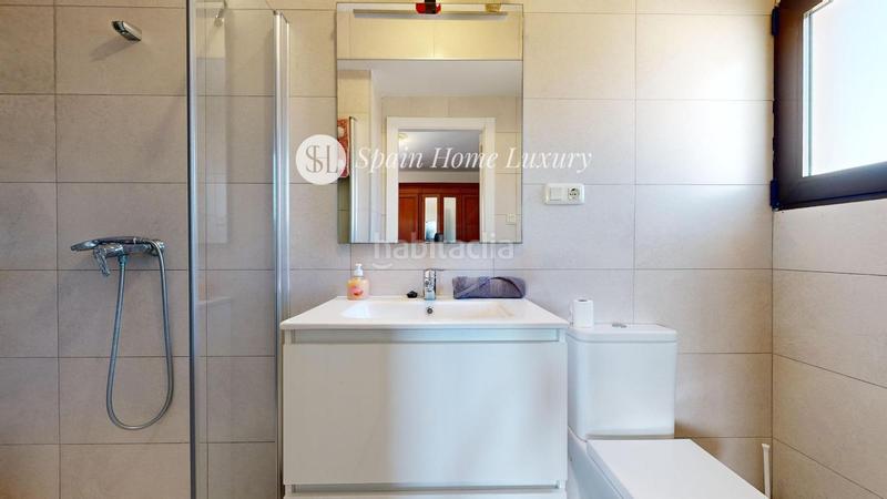 Foto a5486539-d81c-4c0b-9cc8-db8c2d380eea. Xalet amb piscina a Godelleta