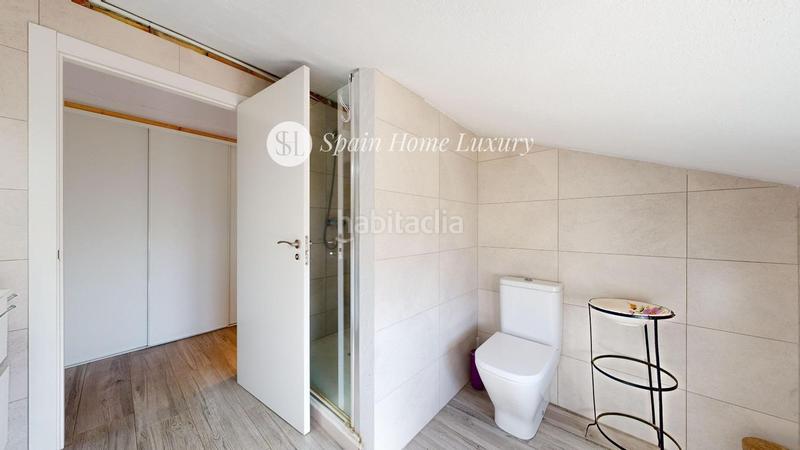 Foto ba1e0a98-66ab-4e28-9bf0-aa170231087d. Xalet amb piscina a Godelleta