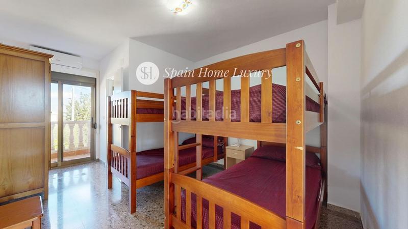 Foto bd33ef40-eb8d-4ab9-884d-2cafd5e280bf. Xalet amb piscina a Godelleta