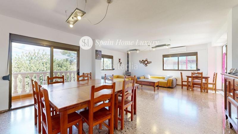 Foto c87f0c9d-9556-4d5a-ba94-4832e141dfc7. Xalet amb piscina a Godelleta