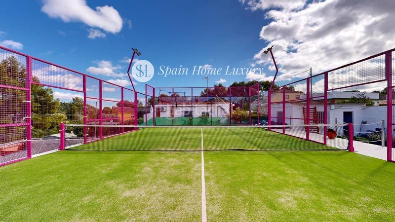 Foto ccbd5825-55e9-490f-99fc-b2c38e14ae0d. Xalet amb piscina a Godelleta