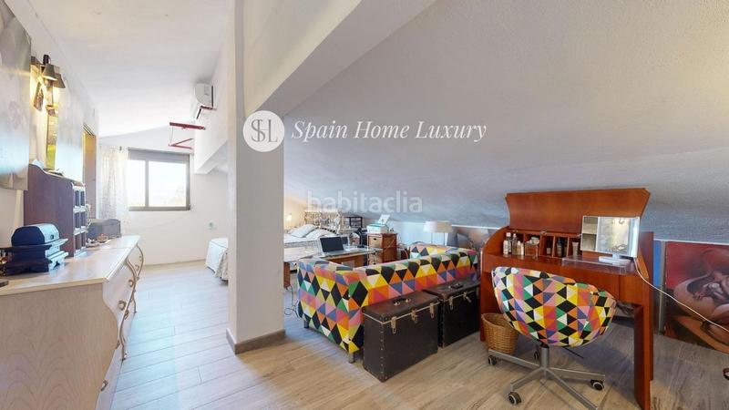 Foto cd50c304-3bf1-4b3c-9cf8-f8a2c97d8caf. Xalet amb piscina a Godelleta