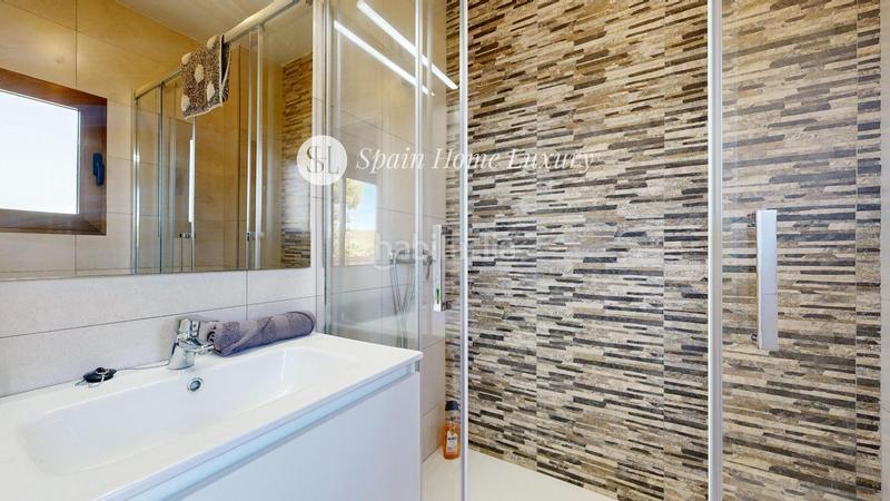 Foto deaa1003-c1b6-4b8e-84f4-101c8996df1c. Xalet amb piscina a Godelleta