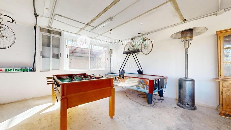 Foto e6671561-7d67-4c41-b2ee-b8051d06bce3. Xalet amb piscina a Godelleta