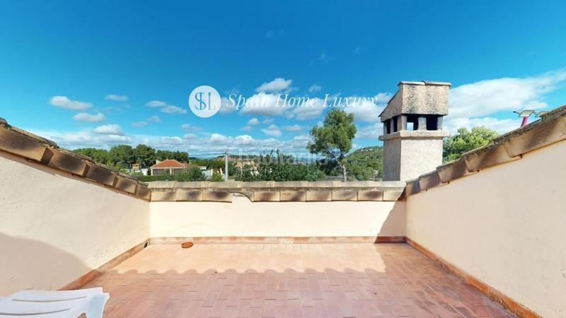 Foto f5de4b18-d399-4789-b5aa-6bdc910740cc. Xalet amb piscina a Godelleta