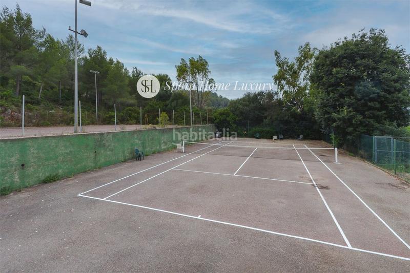 Foto ab548f6d-4335-4b8d-ae48-bc92e1bdd028. Casa adossada amb aparcament piscina a Pedreguer