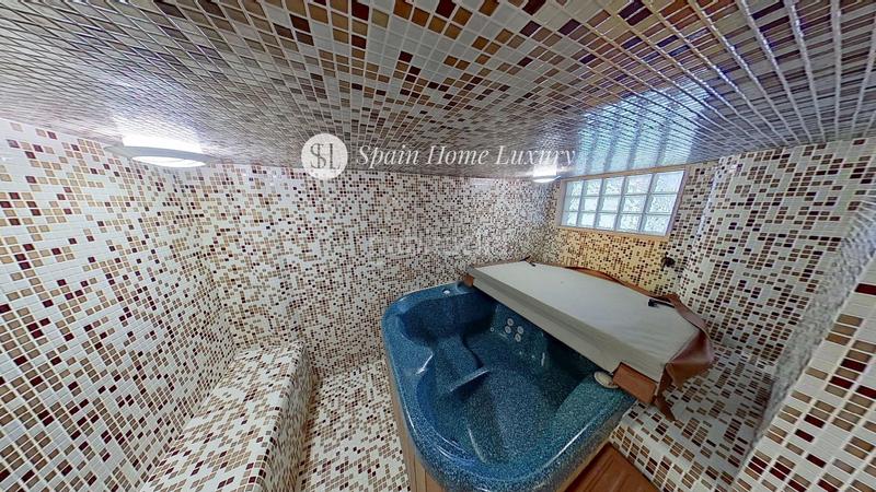 Foto 1ae29080-4230-4aea-94d8-591cc44e3705. Chalet con piscina in El Montgó Dénia