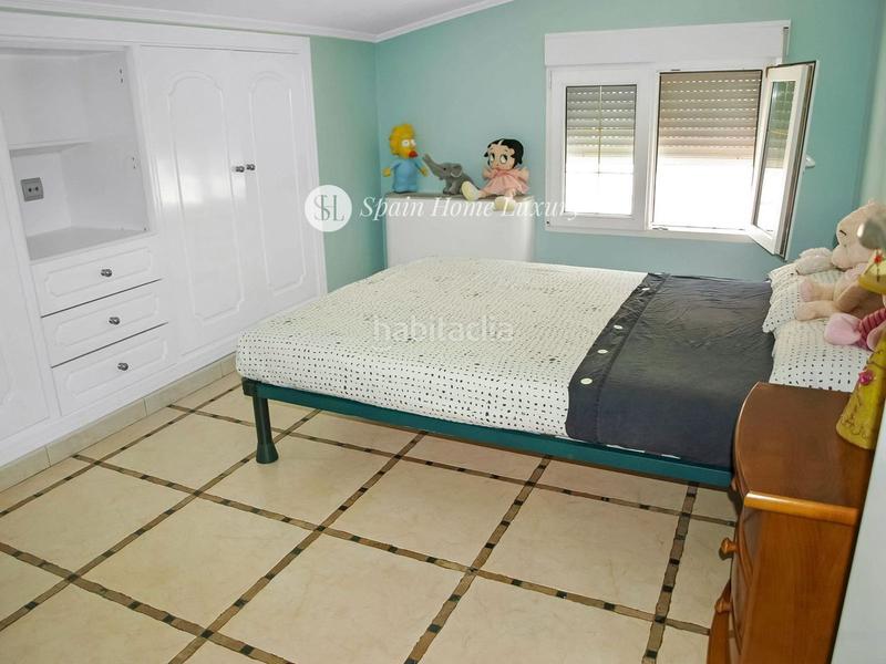 Foto 215365c5-8efa-40e0-be9f-3a6e4db30909. Chalet con piscina in El Montgó Dénia