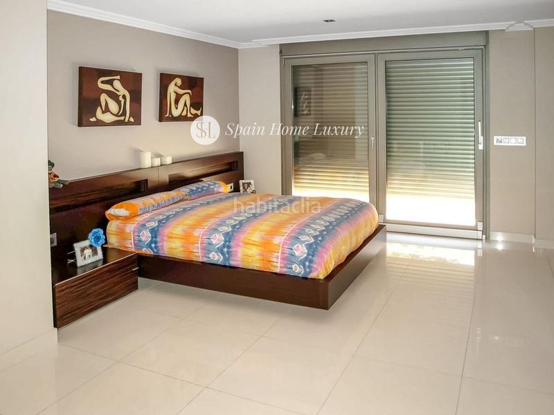 Foto a78962f6-2381-4491-94e6-8aa3dbf4b0da. Chalet con piscina in El Montgó Dénia