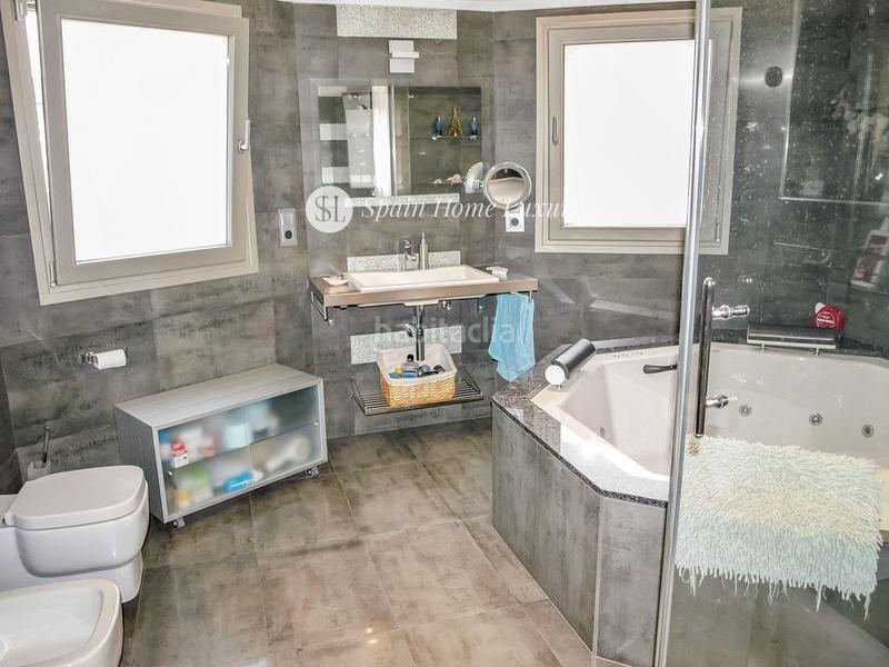 Foto ca503f5a-40c0-43ab-9db6-4c5a57d84b5f. Chalet con piscina in El Montgó Dénia