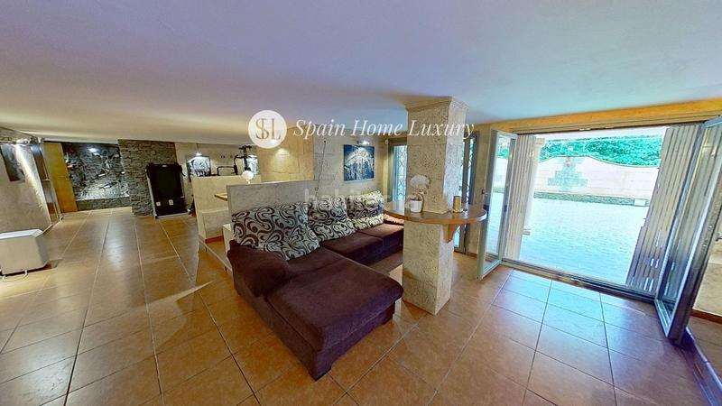 Foto ed30d544-7517-4461-aceb-641a88aa225b. Chalet con piscina in El Montgó Dénia