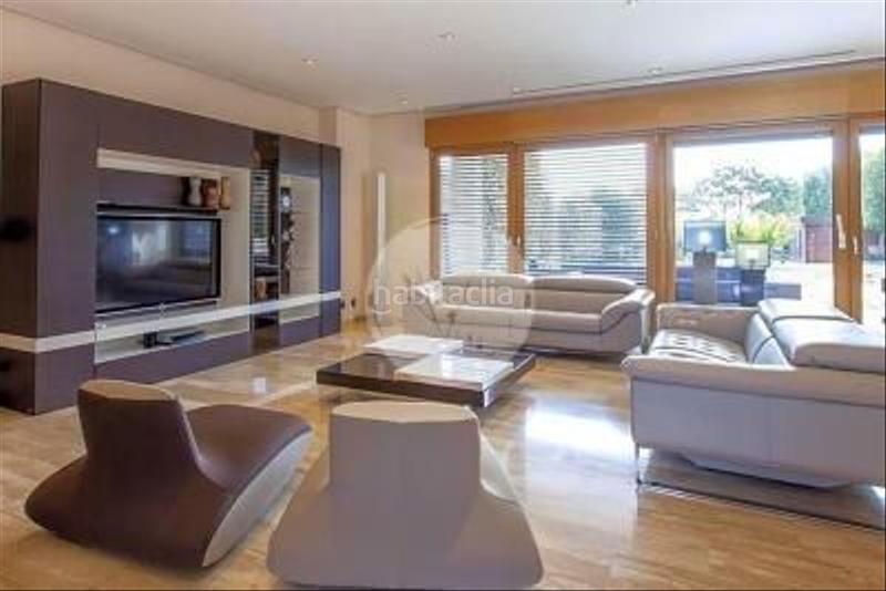 Foto c9ab8f8a-8251-481d-8b92-9967f737f70a. Chalet en Torre en Conill-Cumbres de San Antonio Bétera