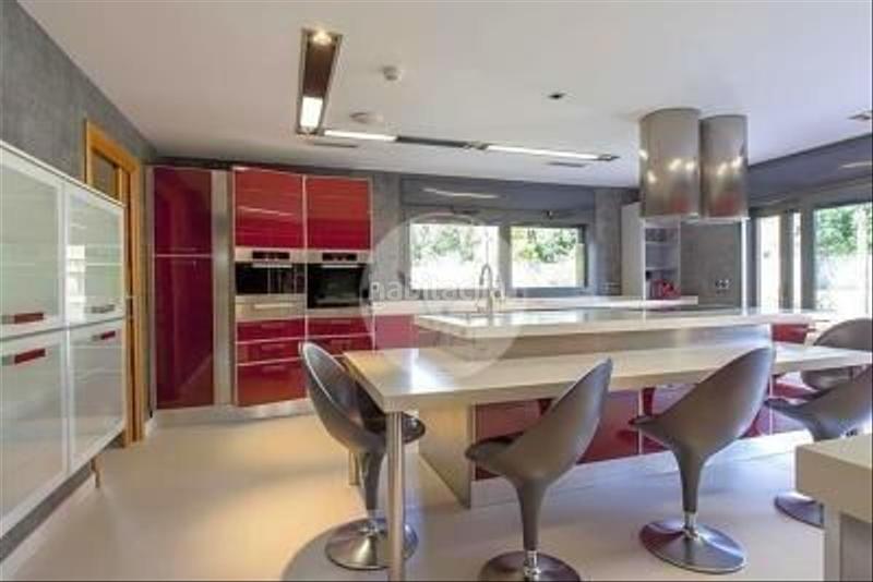 Foto de823ac4-c976-41b1-9be3-93862a061268. Chalet en Torre en Conill-Cumbres de San Antonio Bétera