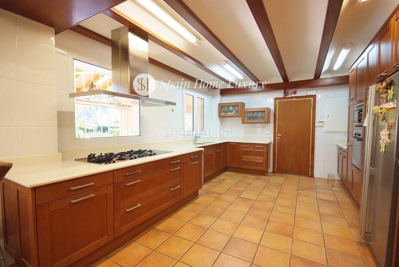 Foto 50f75e30-28f8-49ad-bcdd-fcc6dbc387bd. Chalet en Centro Bétera