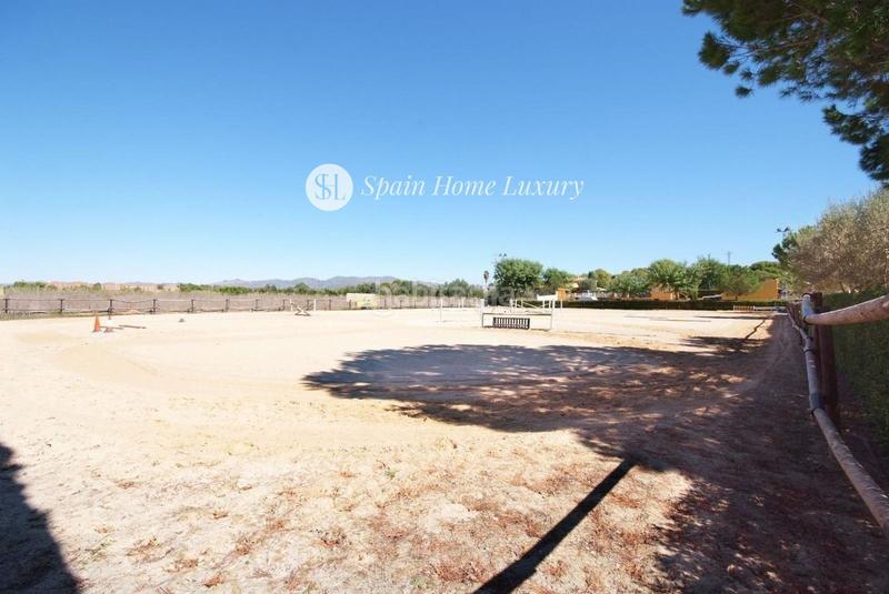 Foto 78f8b7bc-0dab-4290-a858-4ca5af7c41cb. Chalet en Centro Bétera