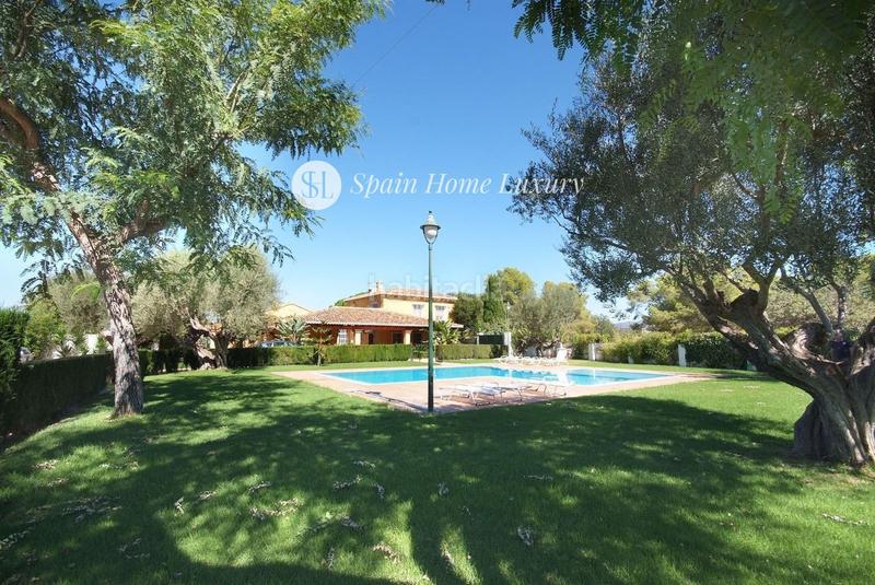 Foto af54e27e-6f81-4d30-bfea-f0ad0bbb9c0b. Chalet en Centro Bétera