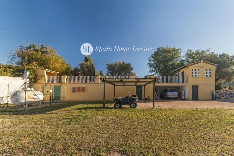 Foto b68b9a0f-646d-42c8-996d-a736a81b46b6. Chalet en Centro Bétera