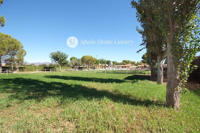 Foto bcbfd6a6-04d8-4836-8dd1-79c67cda4a2a. Chalet en Centro Bétera