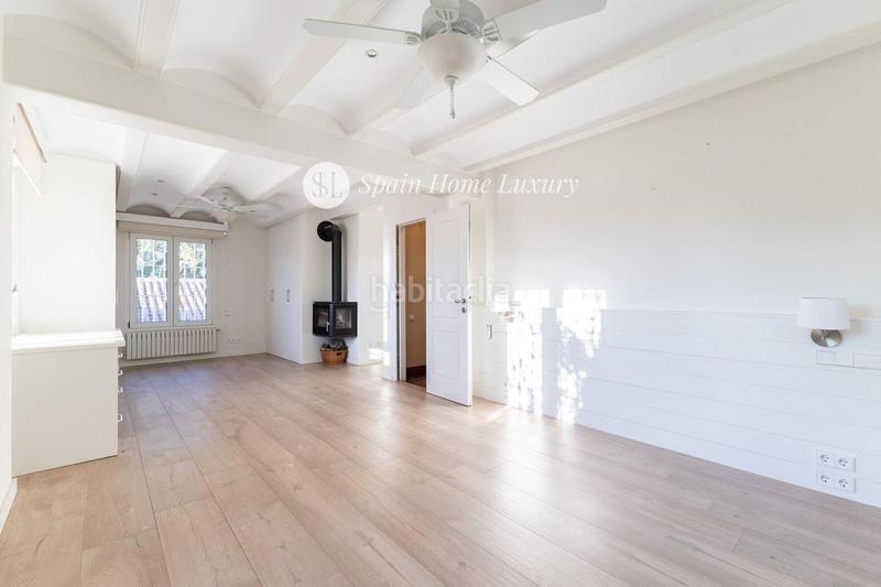 Foto f15428b0-2428-45b4-9bcc-ffae5ad3e634. Chalet en Centro Bétera