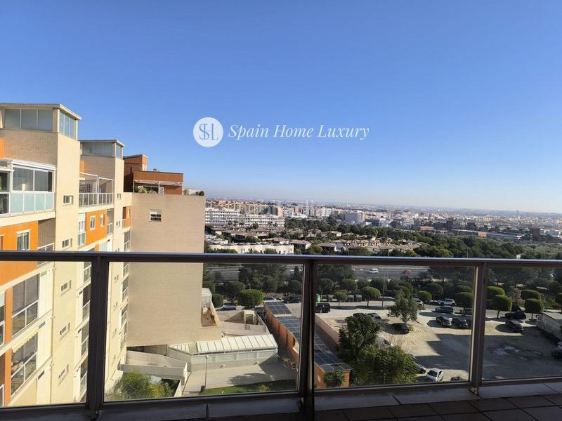 Foto 4e5100bf-d186-4d04-a46f-034d67520797. Rent duplex with parking pool in Valterna Paterna