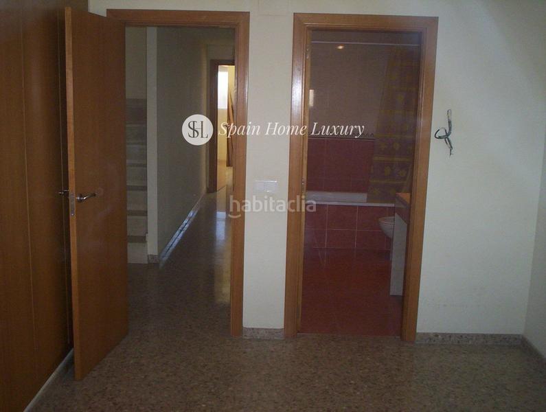 Foto 7f2b3a2a-9316-48ef-9231-642884b5fb62. Rent duplex with parking pool in Valterna Paterna