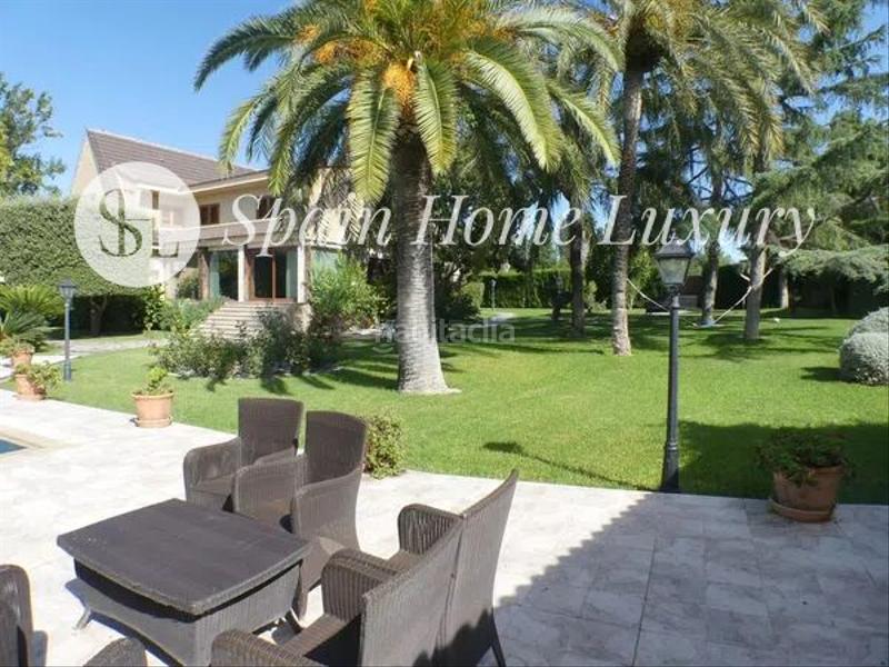 Foto a2d67627-0a15-47e3-86b3-53613efee721. Chalet en Casas Verdes Paterna