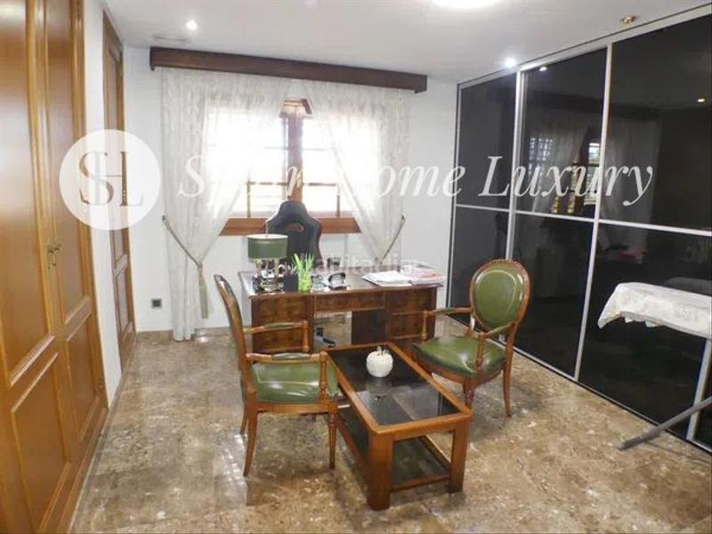 Foto aeab155a-a907-4633-8196-e4d3cb7ed142. Chalet en Casas Verdes Paterna