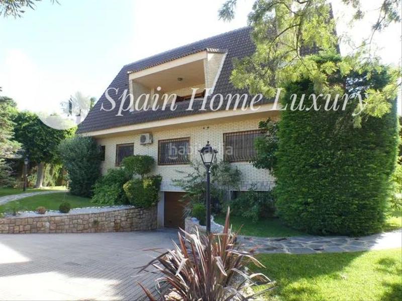 Foto b89476f3-ad87-4100-9c08-16c5b8a36467. Chalet en Casas Verdes Paterna
