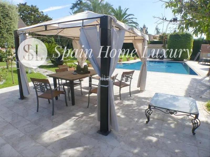 Foto ff96ca9c-729a-4784-a6ae-104801c719d7. Chalet en Casas Verdes Paterna