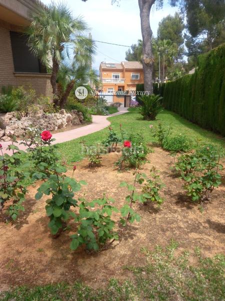 Foto 057d050f-1795-4f3b-a63c-2753992d136d. Xalet amb aparcament piscina a Gallipont Pobla de Vallbona (la)