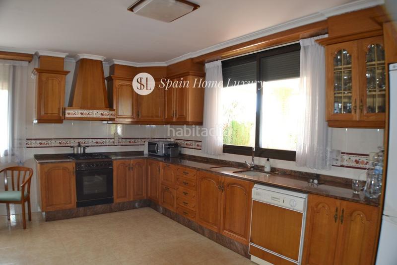 Foto 6d6e3805-e330-49c6-acdd-8acb08e49f4e. Xalet amb aparcament piscina a Gallipont Pobla de Vallbona (la)