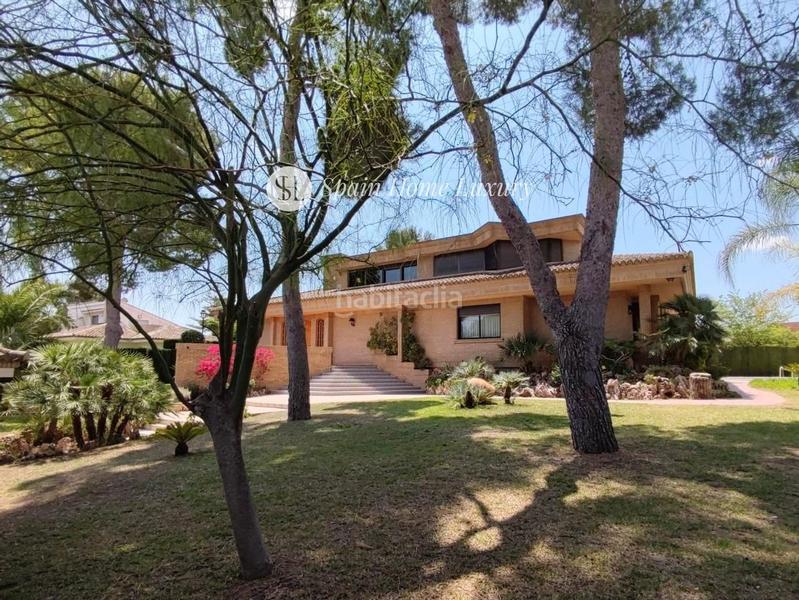 Foto 94d6e631-879e-4c95-baa5-cb916c5eada3. Xalet amb aparcament piscina a Gallipont Pobla de Vallbona (la)