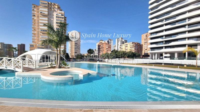 Foto 2db8c620-d289-4c4c-84fe-8db04d0f61d7. Attique avec piscine dans Playa Poniente Benidorm