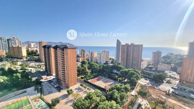 Foto 41cb1c57-4388-4c05-931e-db42132259cd. Attique avec piscine dans Playa Poniente Benidorm