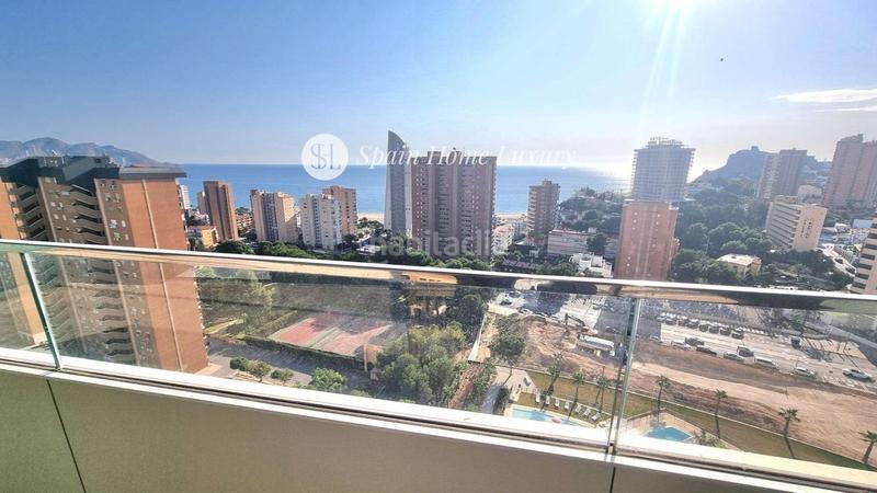 Foto 58e8cf2a-3e3d-4334-b78c-853a167389fc. Attique avec piscine dans Playa Poniente Benidorm