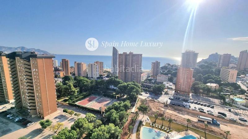 Foto b29090e8-02e3-45fd-b66d-0aabb233bbd0. Attique avec piscine dans Playa Poniente Benidorm