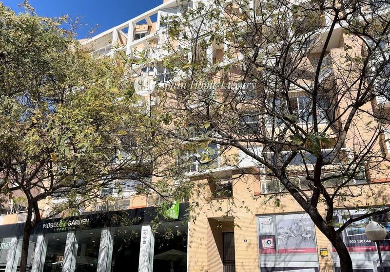 Foto 111bd019-51e0-4054-98c9-fd6dc2a76445. Duplex avec parking dans Casco Antiguo - Sta. Cruz - Ayuntamiento Alicante