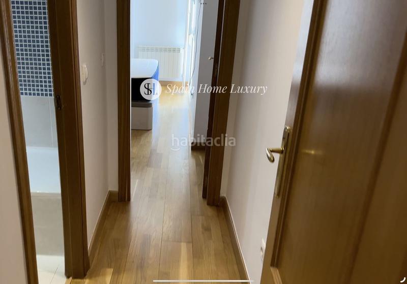 Foto cfa798c1-5146-43f7-bd69-7568f0e8b21f. Duplex avec parking dans Casco Antiguo - Sta. Cruz - Ayuntamiento Alicante