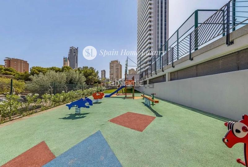 Foto 23dc9a5c-0138-4528-9140-f6f64b368f84. Appartement avec parking piscine dans Playa Poniente Benidorm