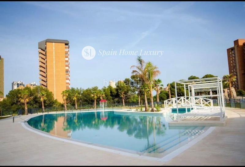 Foto 6f6d0e19-fe9e-4f99-bbc6-5b47065e2acd. Appartement avec parking piscine dans Playa Poniente Benidorm