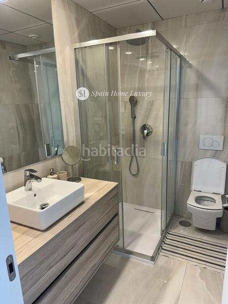 Foto b7511d0c-a967-492e-b34f-cd6154023586. Appartement avec parking piscine dans Playa Poniente Benidorm