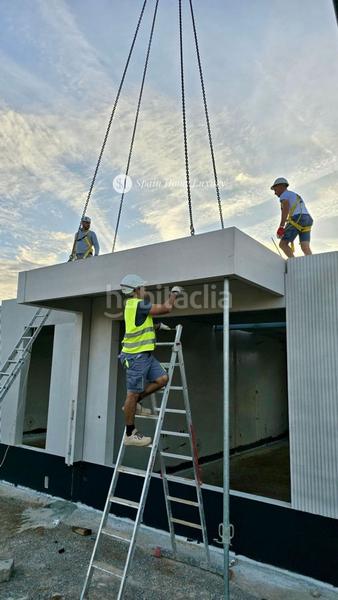 Foto 39a0b015-0ead-435b-815e-3bd168b78c00. Casa adossada amb piscina a San Antonio de Benagéber