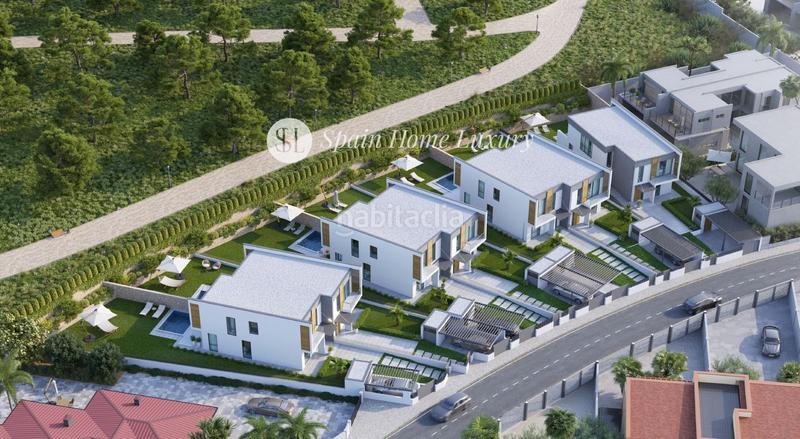 Foto 3f84b01e-c261-407d-b1e6-355be730866b. Casa adossada amb piscina a San Antonio de Benagéber