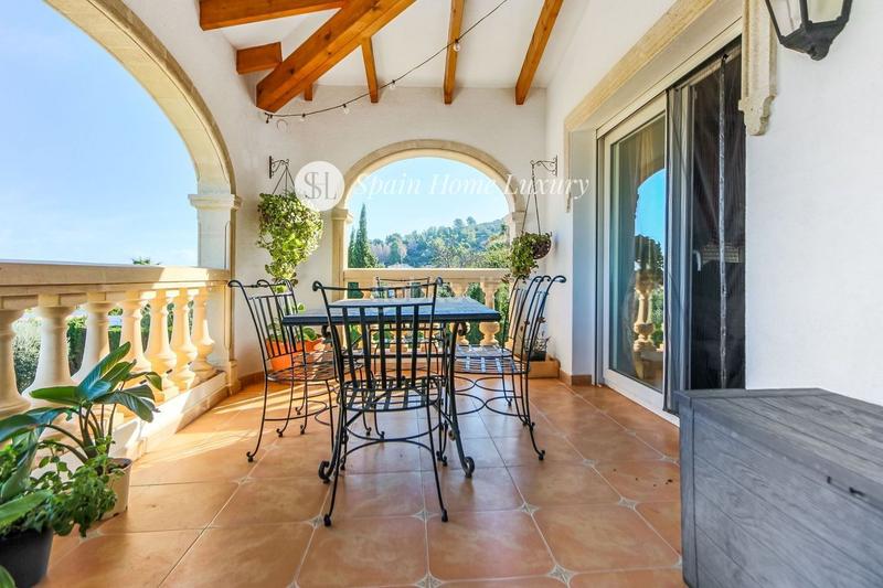 Foto 6d9959ef-4556-4b14-bd11-c02438c761c5. Xalet amb calefacció aparcament piscina a El Montgó Dénia