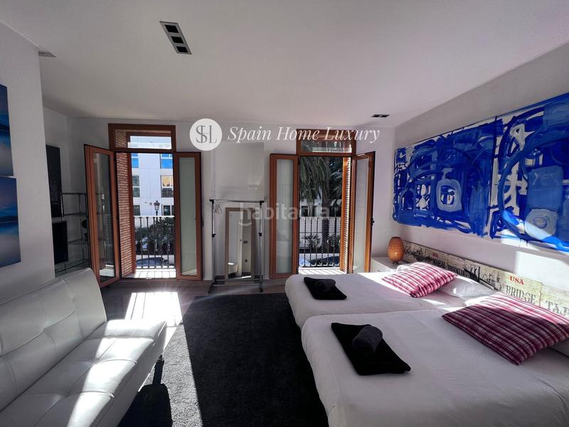 Foto 41548767-521a-44e1-9f04-0bb132b090c2. Casa amb calefacció piscina a Malva Rosa Valencia