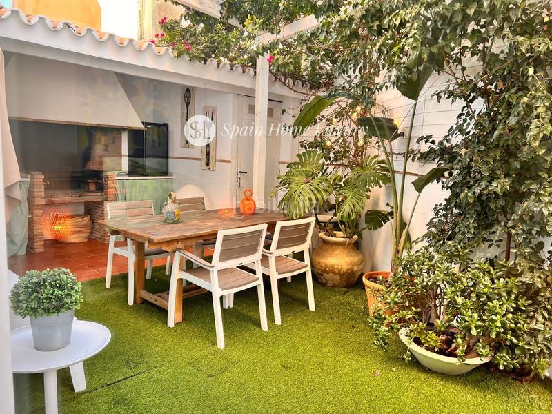 Foto c78713c2-38b4-4aed-b243-85dcab5971a7. Casa amb calefacció piscina a Malva Rosa Valencia