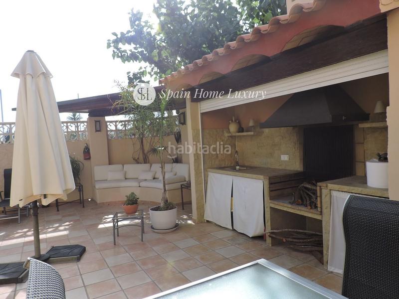 Foto 309c2667-952d-44dd-af93-70f97dbc3d9c. Maison jumelée avec parking piscine dans Sierra Helada Benidorm