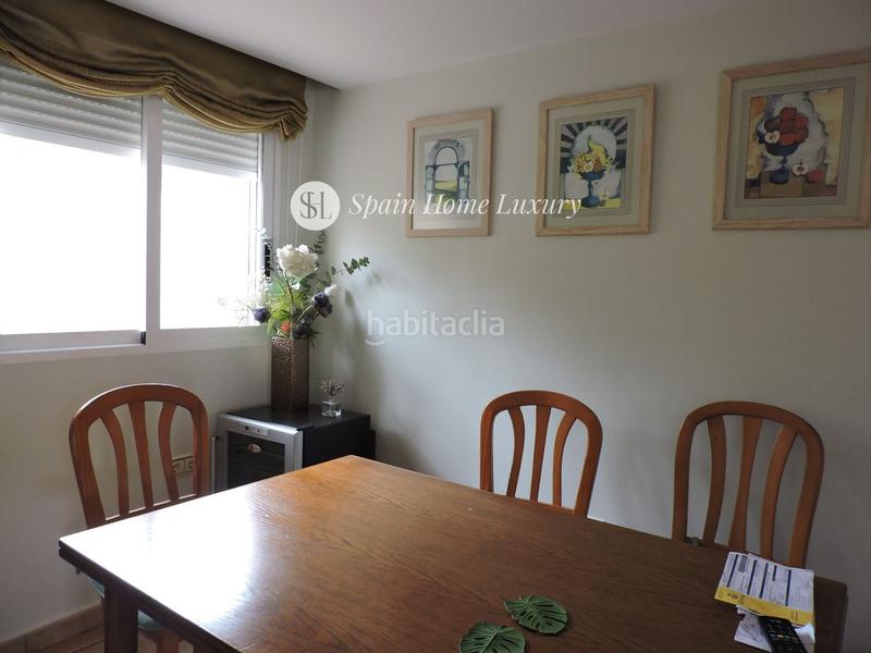 Foto b45e2070-68ac-471e-8edc-713cc6f6e059. Maison jumelée avec parking piscine dans Sierra Helada Benidorm